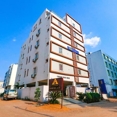 Fabhotel Namaha Suites - Nr Hyderabad International Airport, Shamshabad Buitenkant foto
